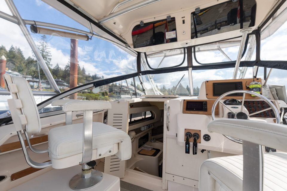 2000 Grady-White Marlin 300