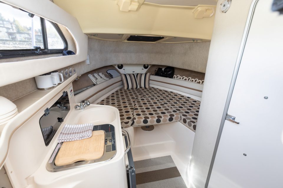 2000 Grady-White Marlin 300