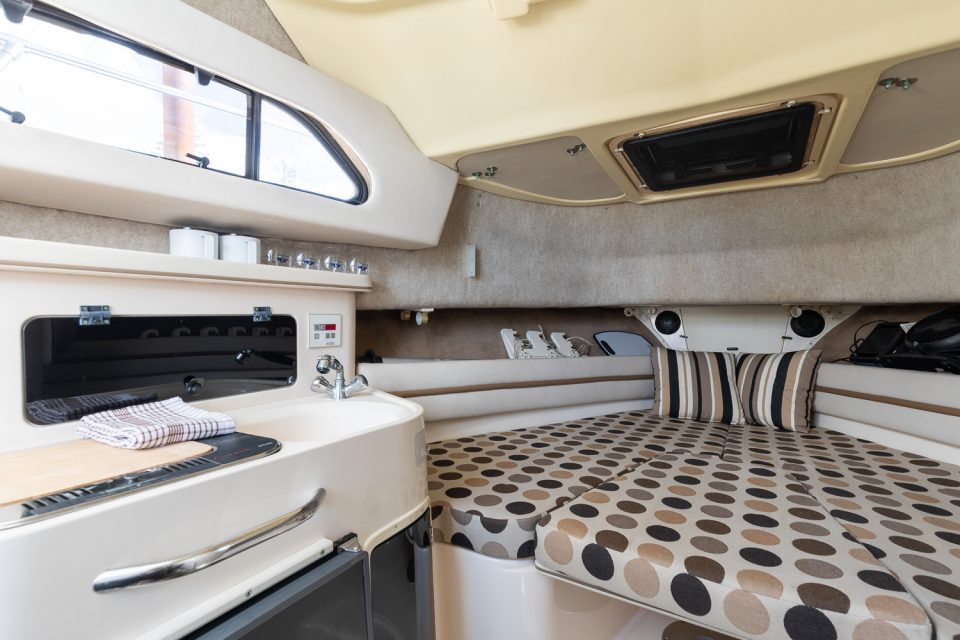 2000 Grady-White Marlin 300