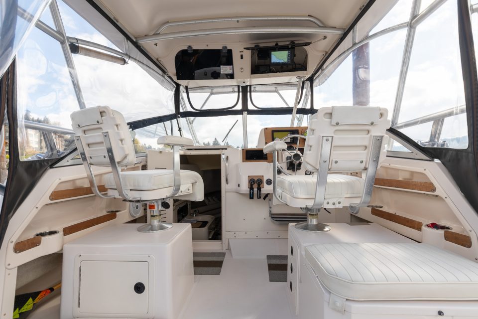 2000 Grady-White Marlin 300