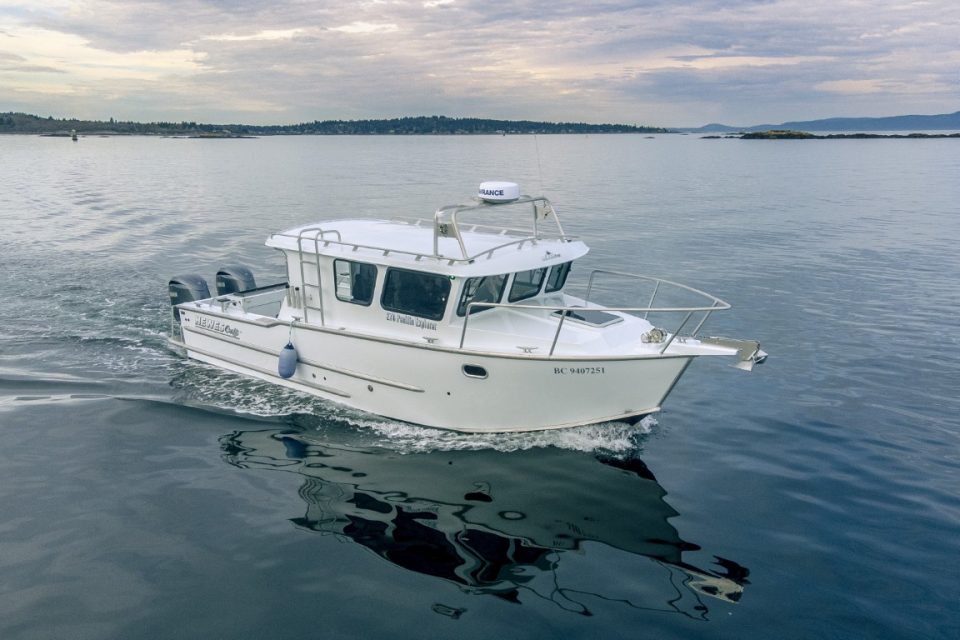 2023 Hewescraft 270 Pacific Explorer ET Hardtop