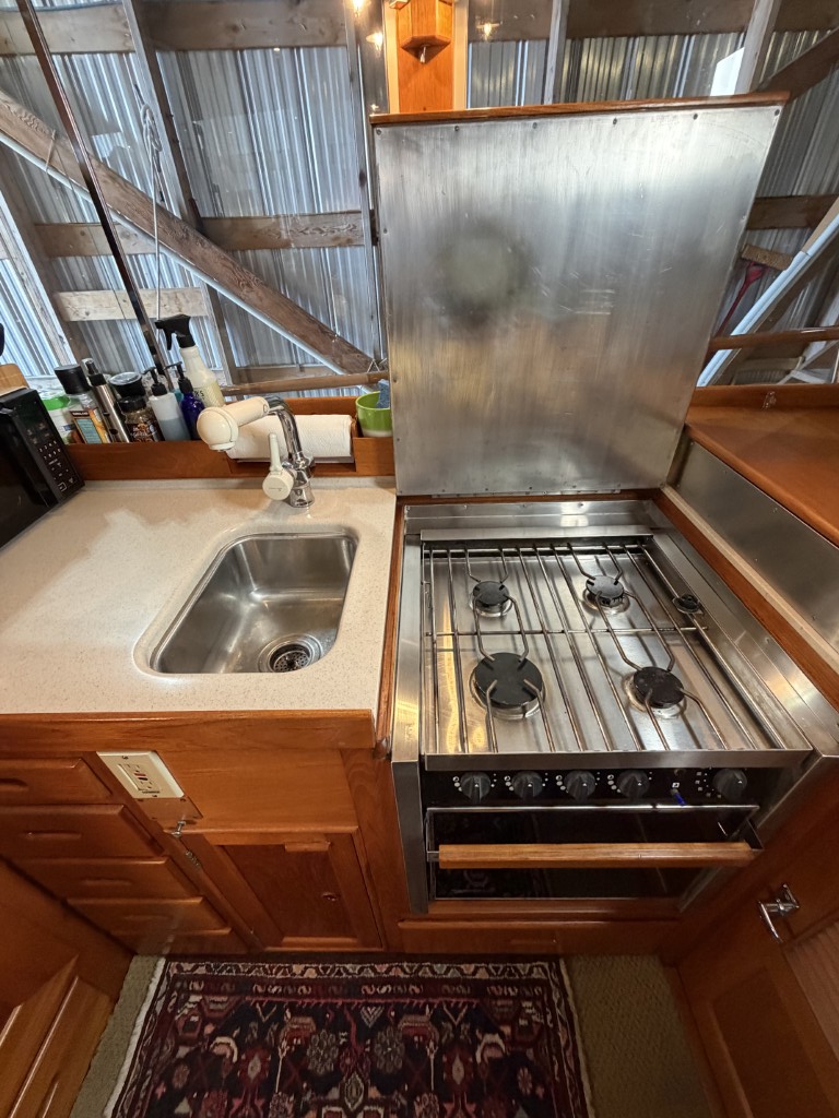 1969 Grand Banks Classic 42