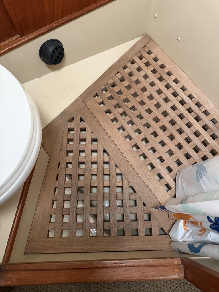 1969 Grand Banks Classic 42