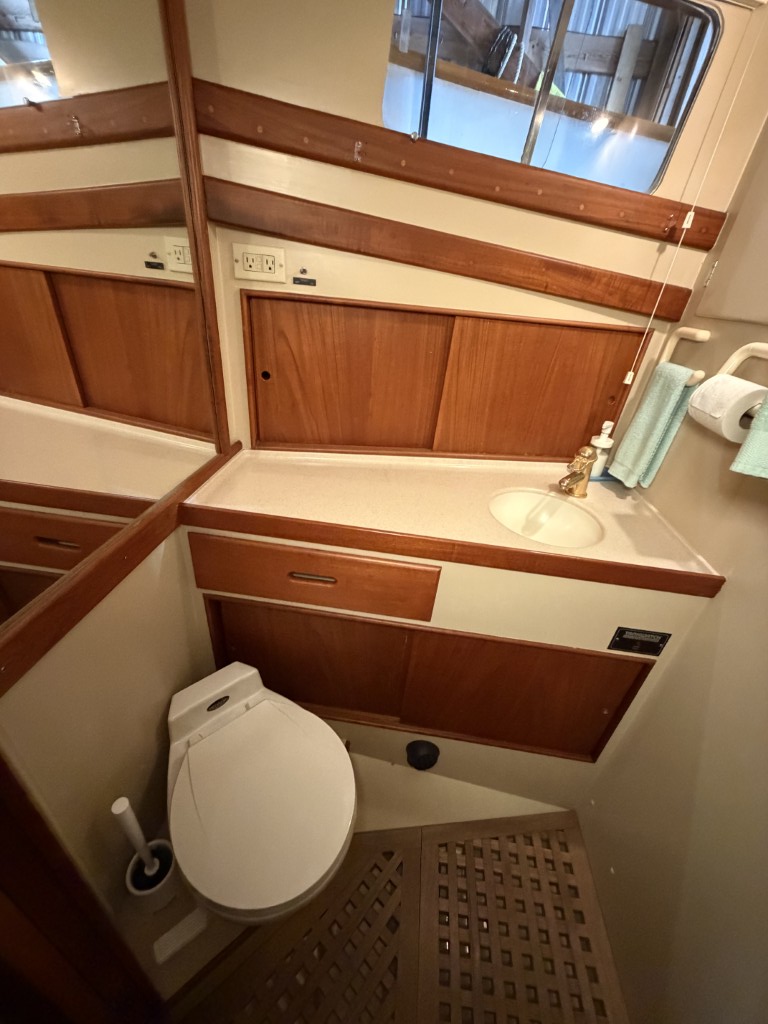 1969 Grand Banks Classic 42