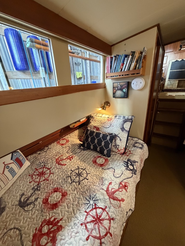 1969 Grand Banks Classic 42