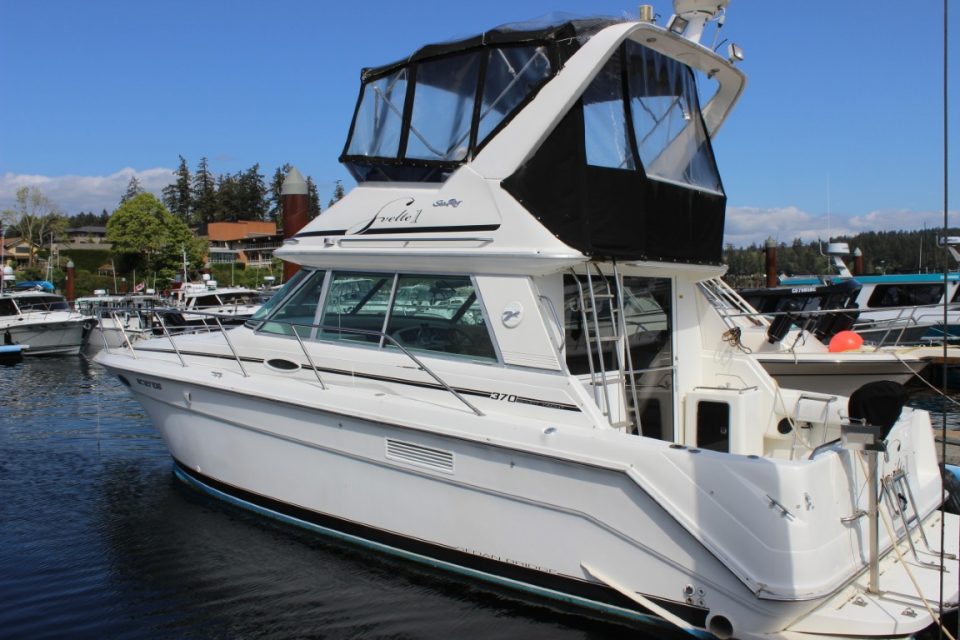 1995 Sea Ray 370 Sport Sedan