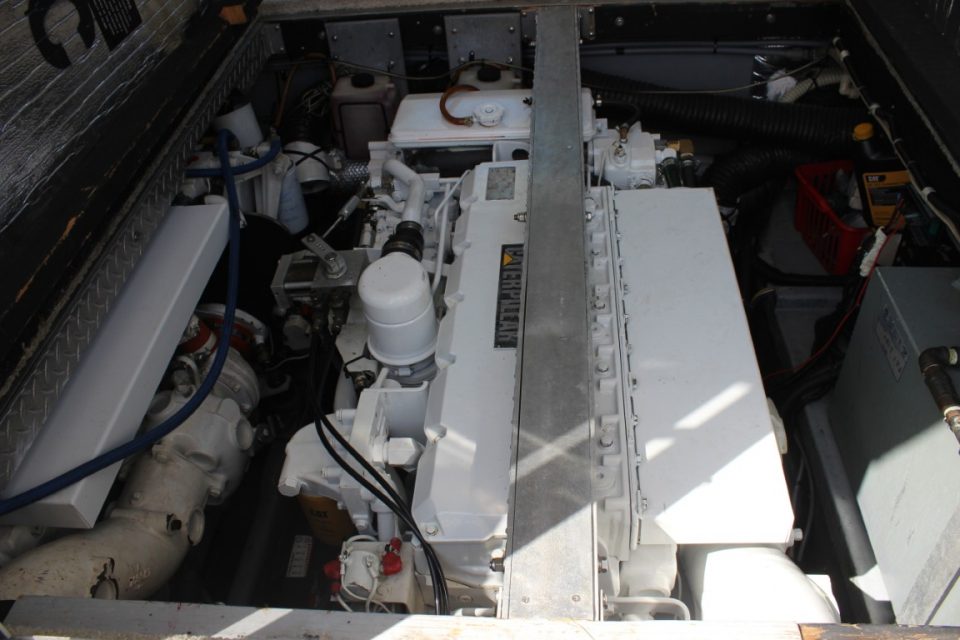 1995 Sea Ray 370 Sport Sedan