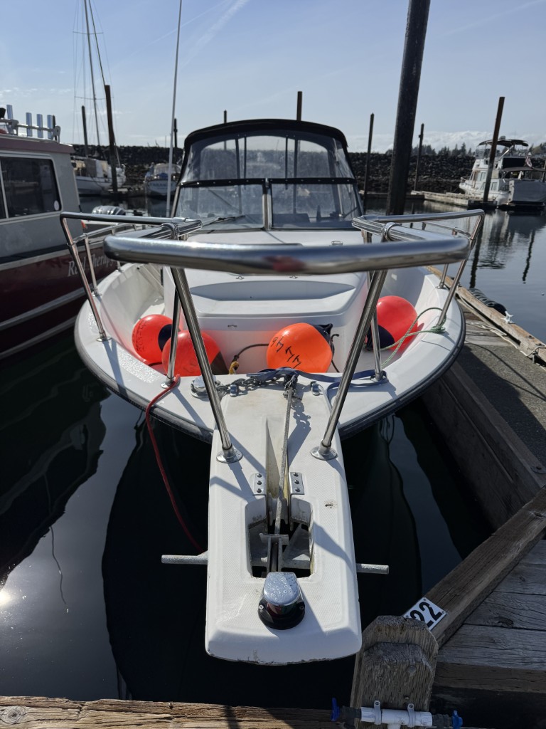 1990 Bayliner 2302 Trophy Walkaround
