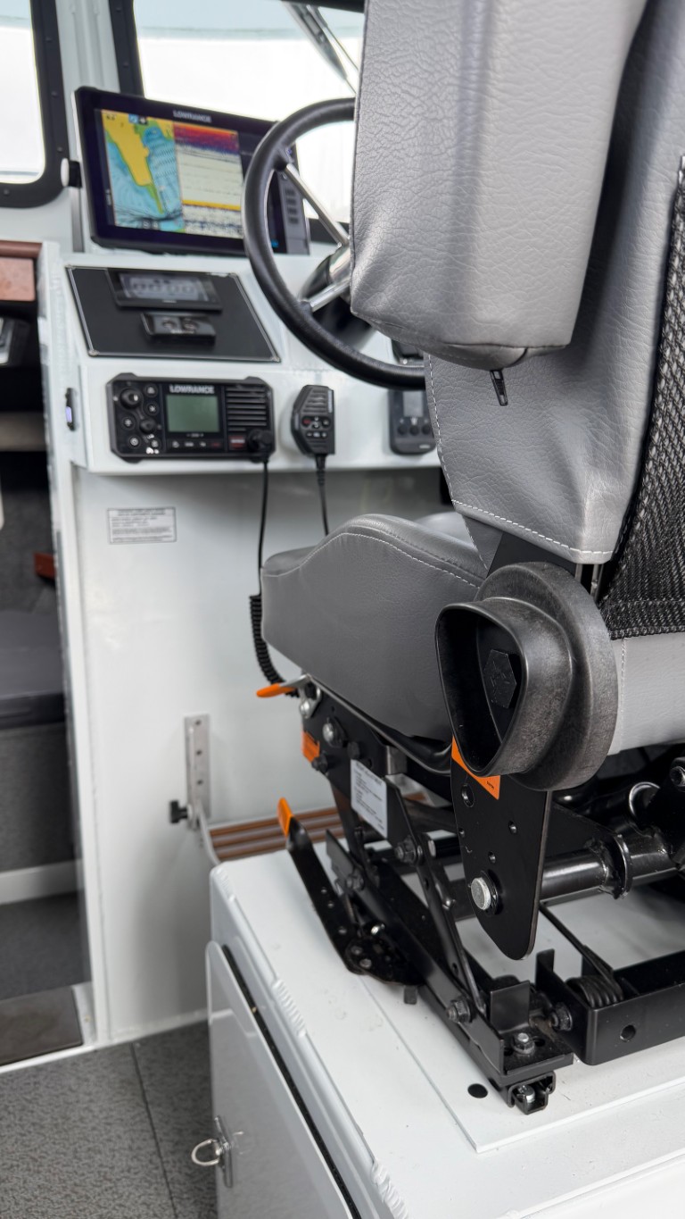 2023 Hewescraft 270 Pacific Explorer ET Hardtop