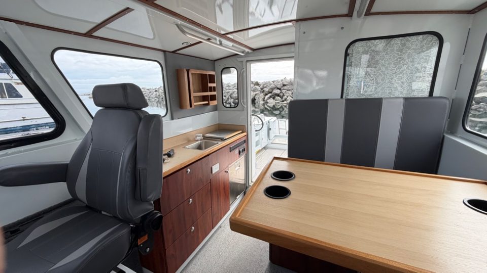 2023 Hewescraft 270 Pacific Explorer ET Hardtop