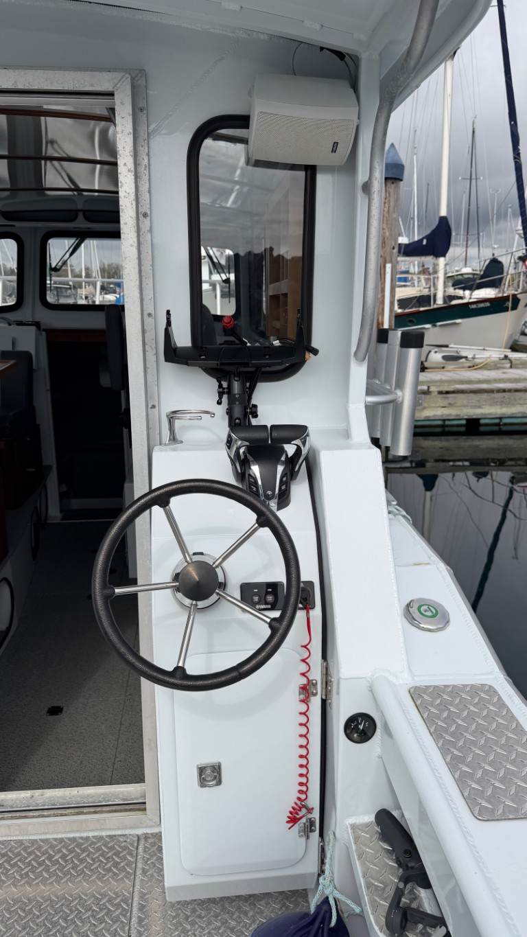 2023 Hewescraft 270 Pacific Explorer ET Hardtop