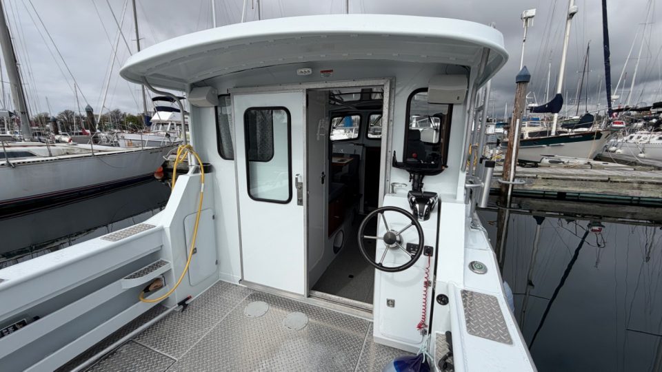 2023 Hewescraft 270 Pacific Explorer ET Hardtop