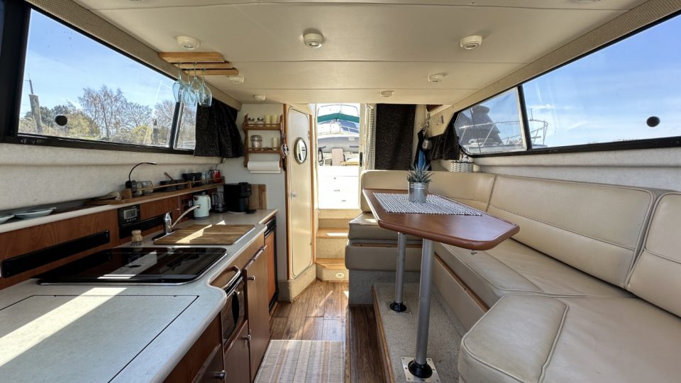 2005 Bayliner 288 Classic