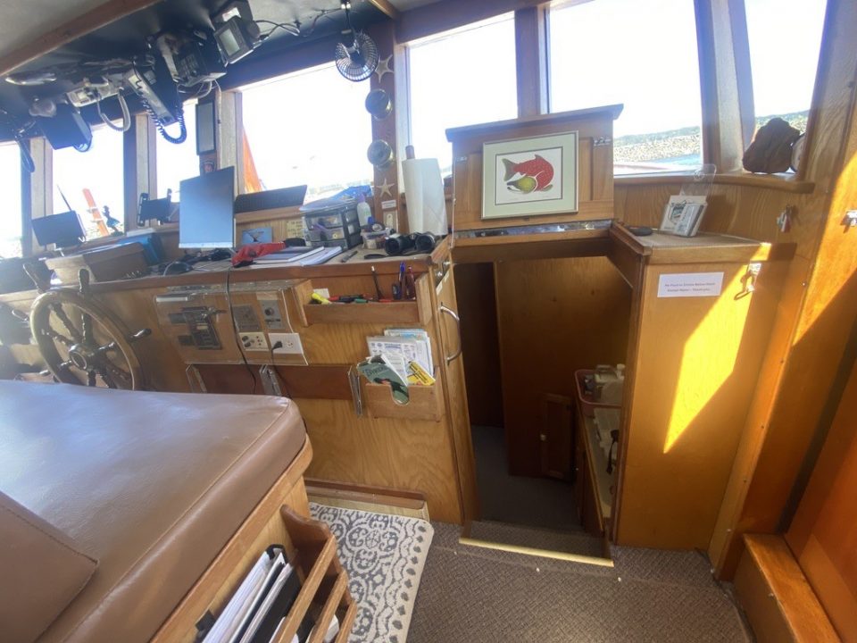 1984 Whal 55′ Tricabin