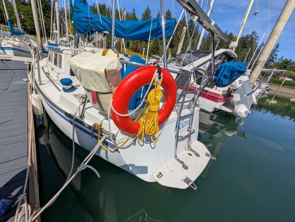 1986 Gulf 29 Pilothouse