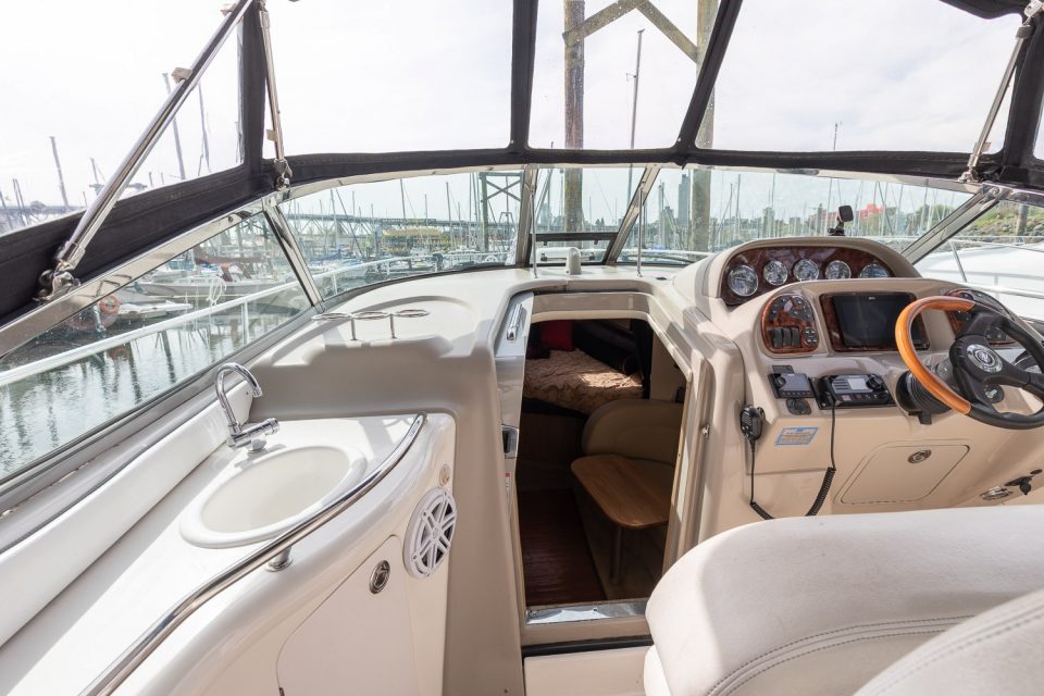 2006 Sea Ray 300 Sundancer