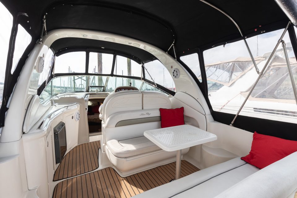 2006 Sea Ray 300 Sundancer