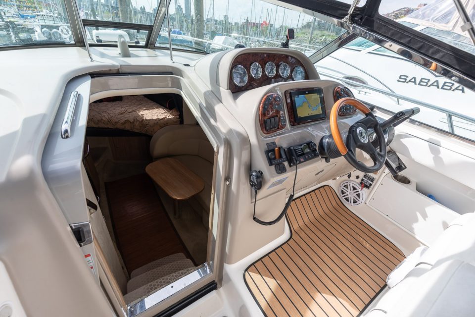 2006 Sea Ray 300 Sundancer