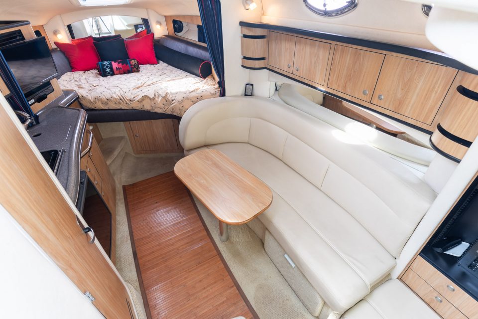 2006 Sea Ray 300 Sundancer