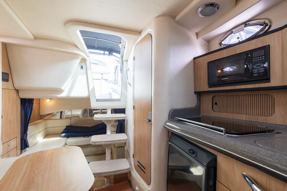 2006 Sea Ray 300 Sundancer