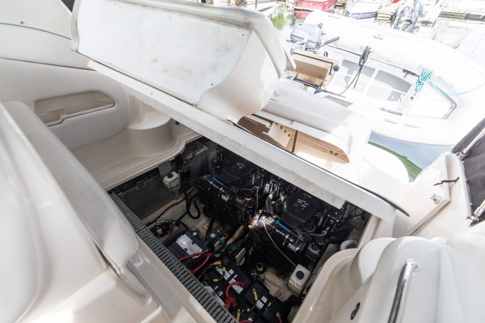 2006 Sea Ray 300 Sundancer
