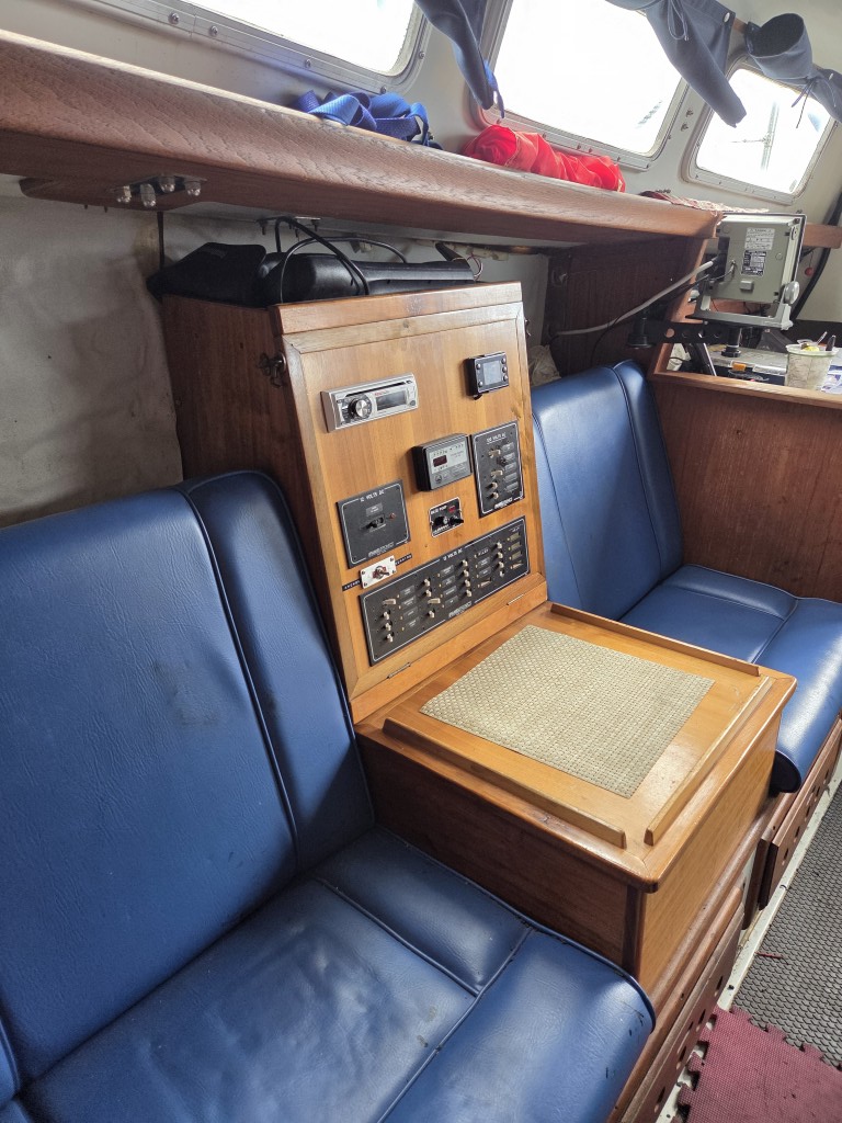 1972 Ranger 33
