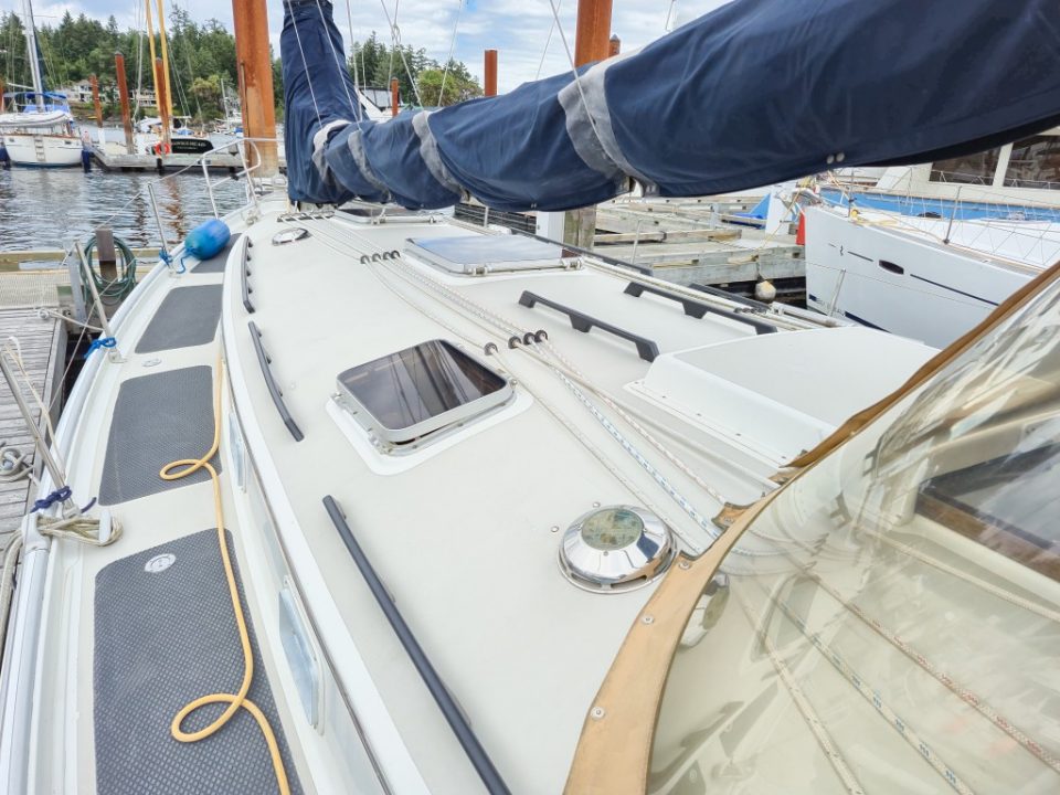 1984 Nonsuch 36