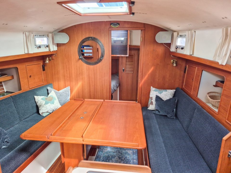 1984 Nonsuch 36