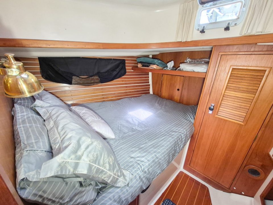 1984 Nonsuch 36