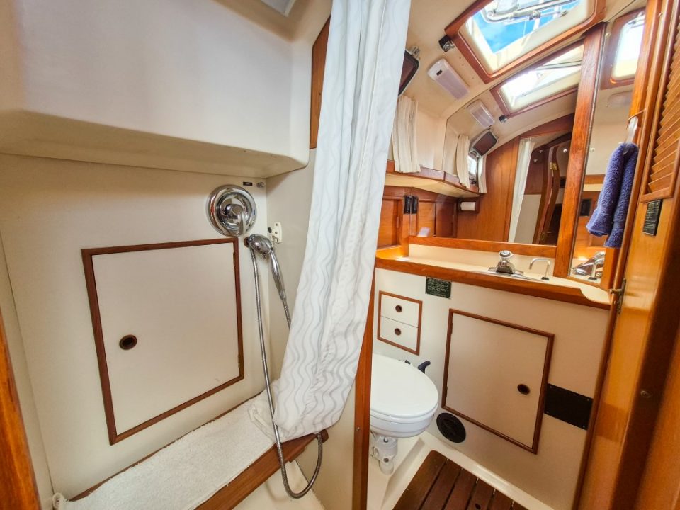 1984 Nonsuch 36