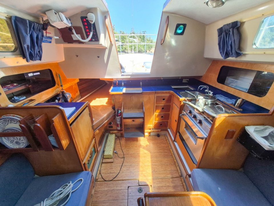 1981 Martin 32