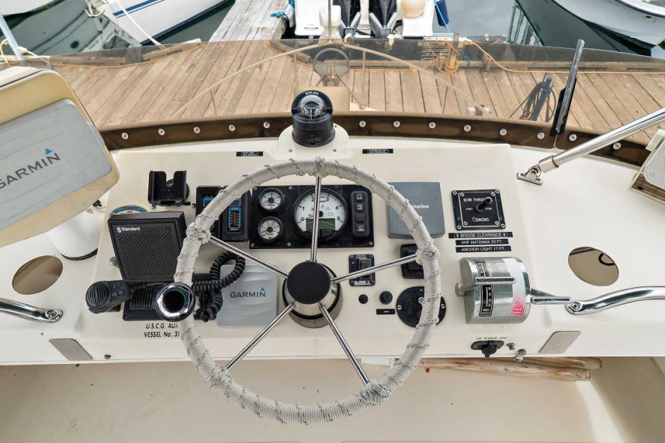1998 Camano 31 Troll