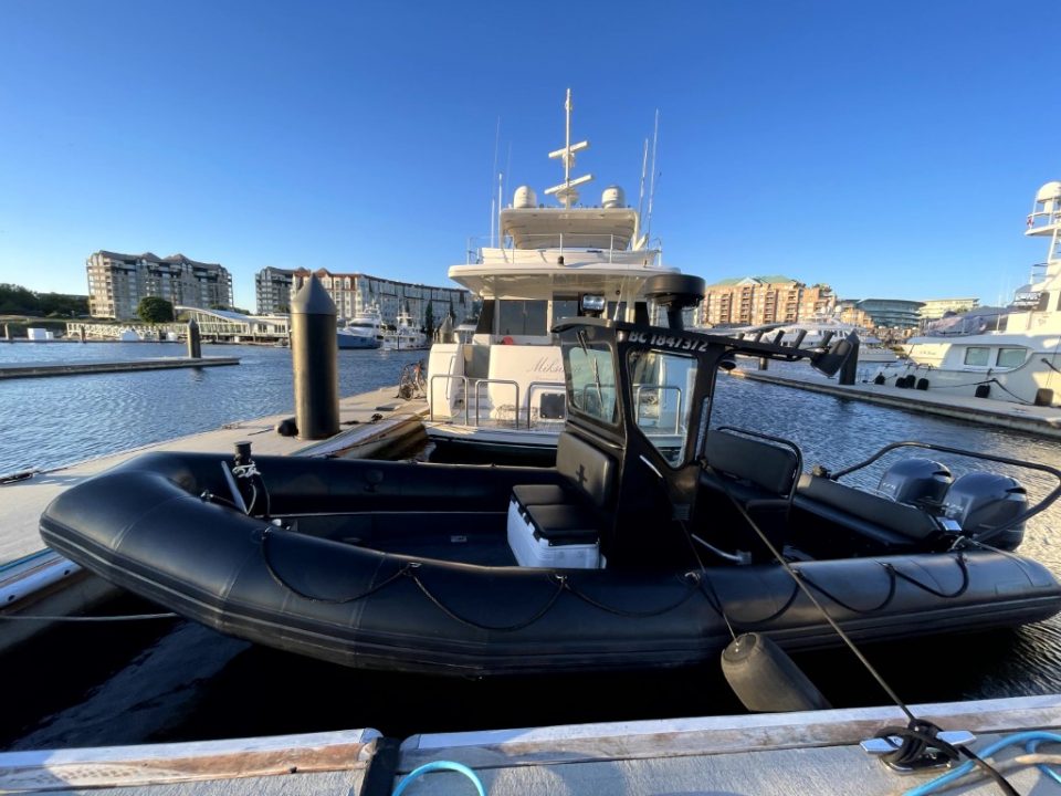 2000 Zodiac Hurricane 733