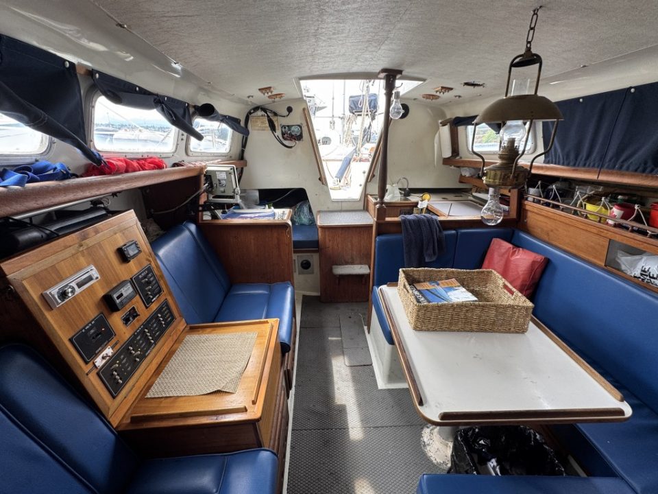 1972 Ranger 33
