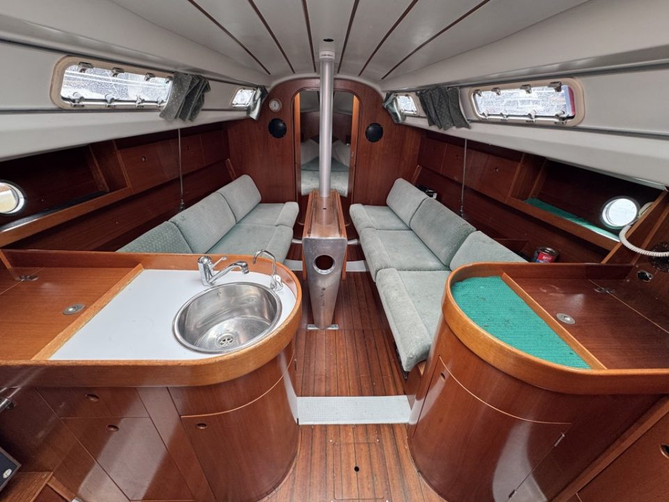 1994 Beneteau Oceanis 300