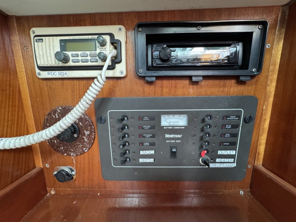 1994 Beneteau Oceanis 300