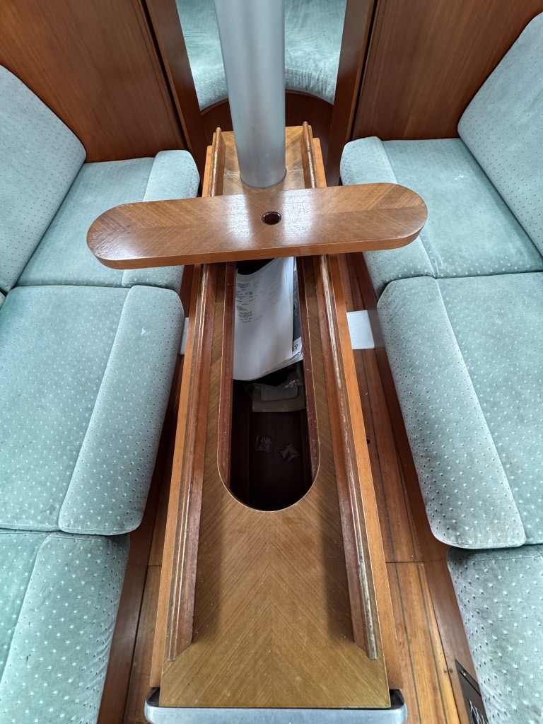 1994 Beneteau Oceanis 300