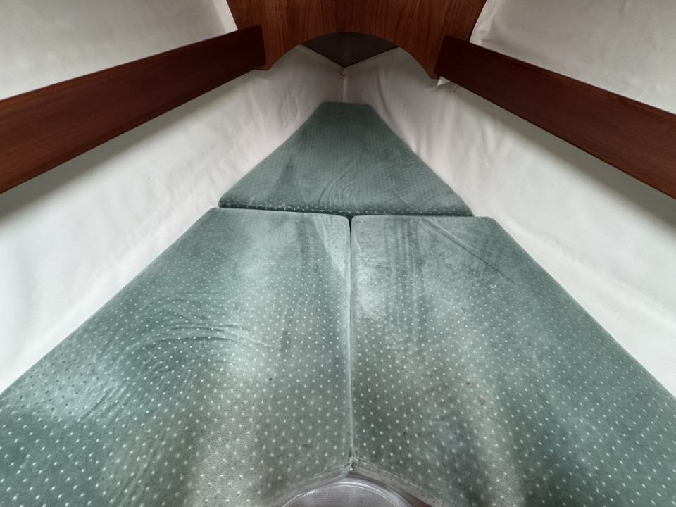 1994 Beneteau Oceanis 300