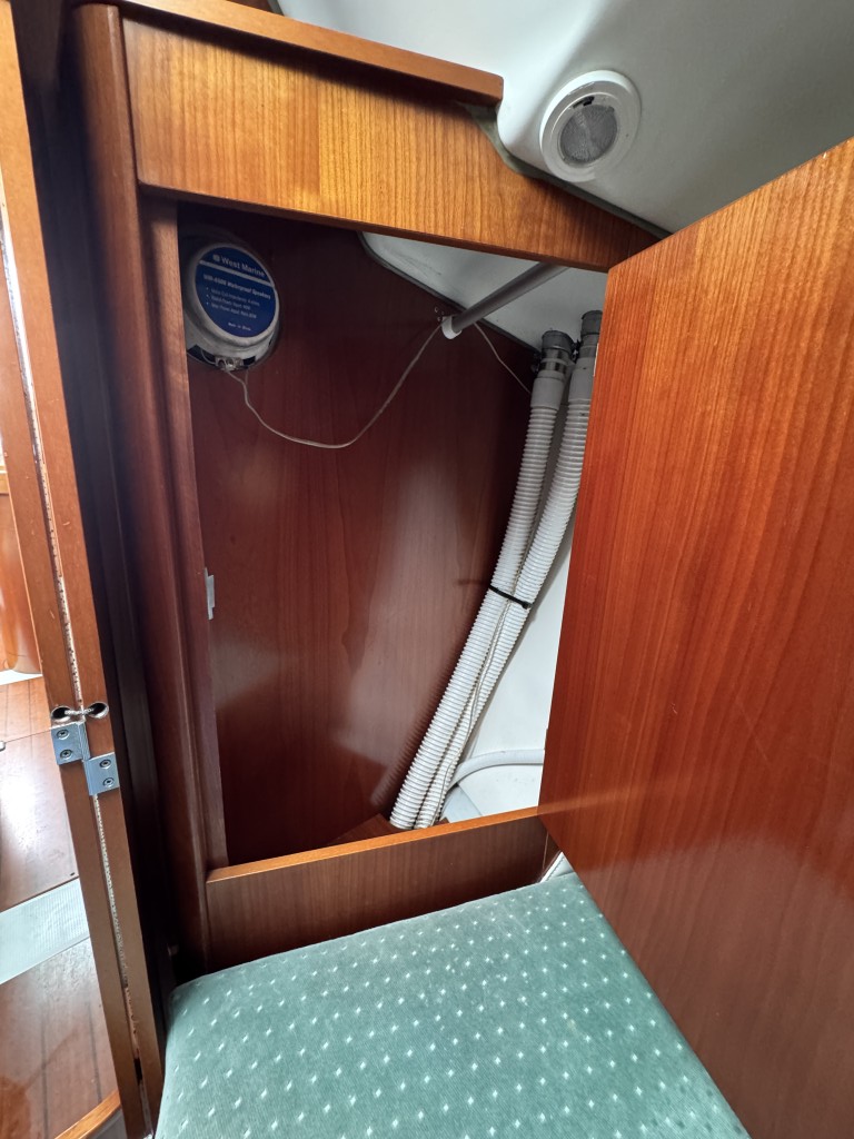1994 Beneteau Oceanis 300