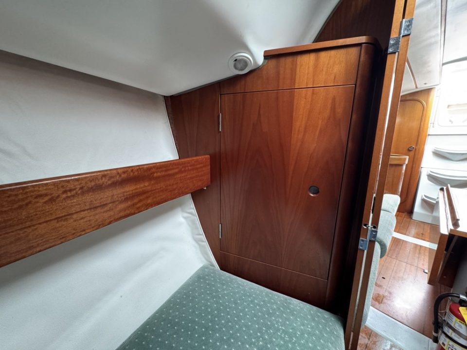 1994 Beneteau Oceanis 300