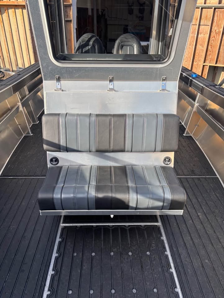 2024 Cooks Marine 27 Center Console