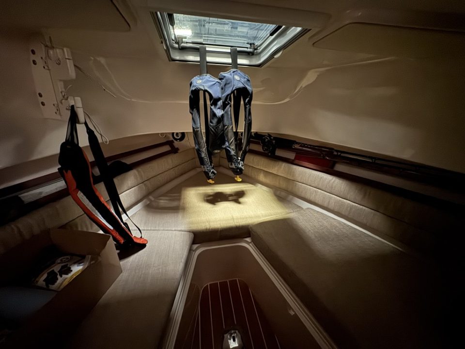 2019 Grady-White Marlin 300
