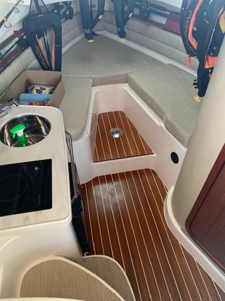 2019 Grady-White Marlin 300
