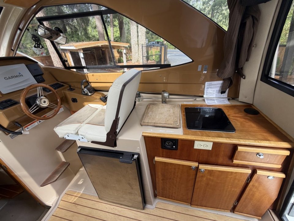 2016 Cutwater C-24