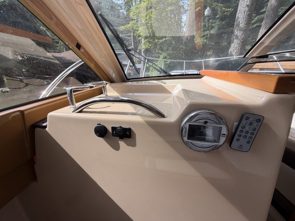 2016 Cutwater C-24