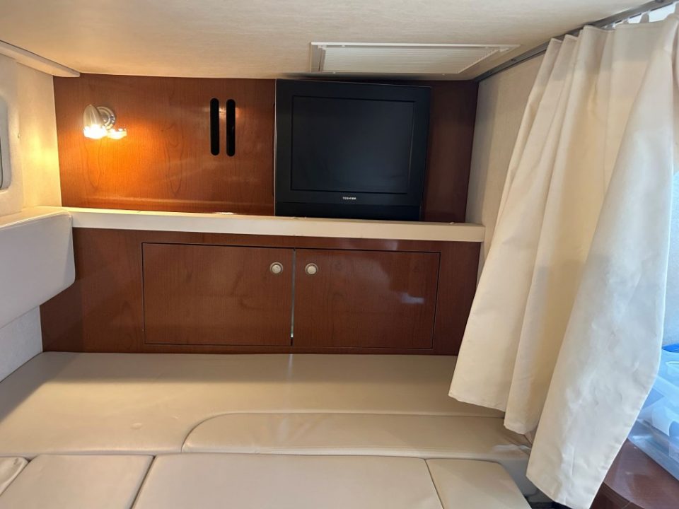 2009 Sea Ray Sundancer 330