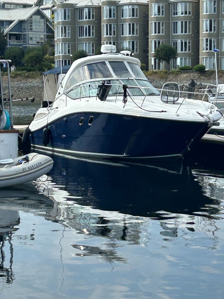 2009 Sea Ray Sundancer 330