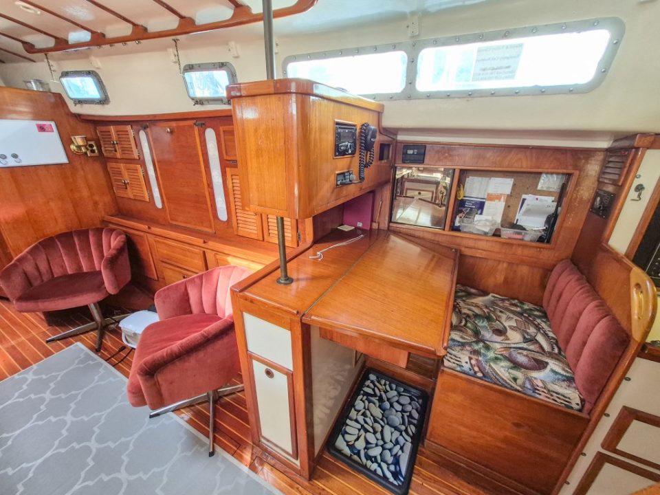 1973 Whitby 42