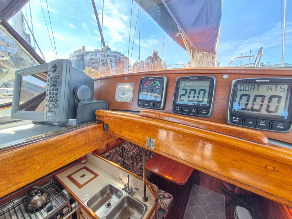 1973 Whitby 42