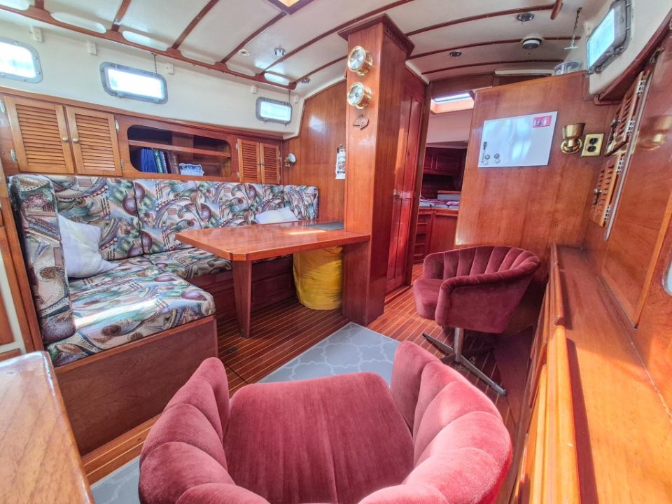 1973 Whitby 42